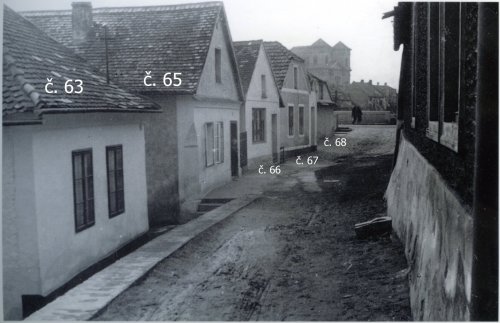 Zleva dům č. 46/63